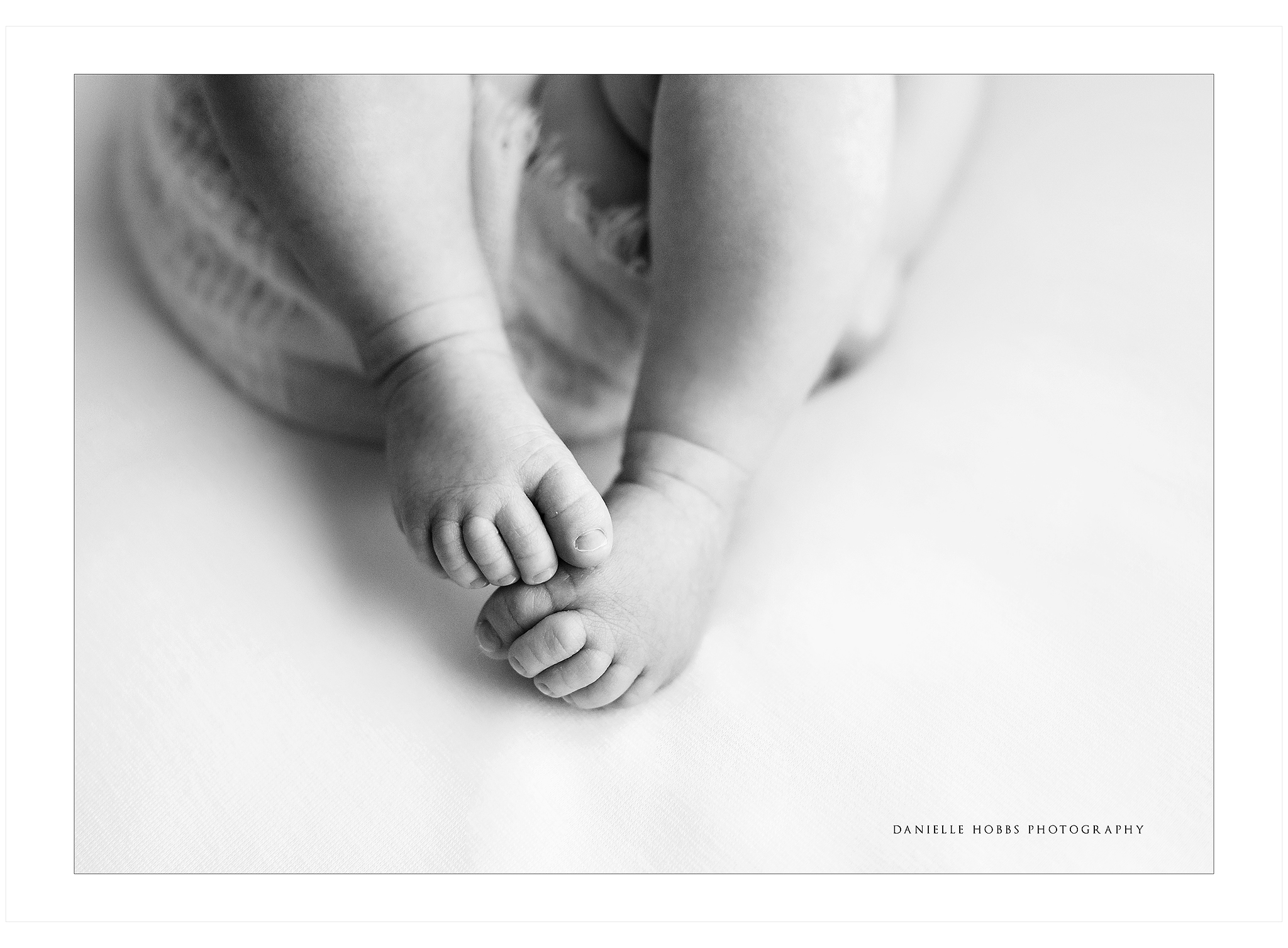 Newborn Photographer DC baby toes