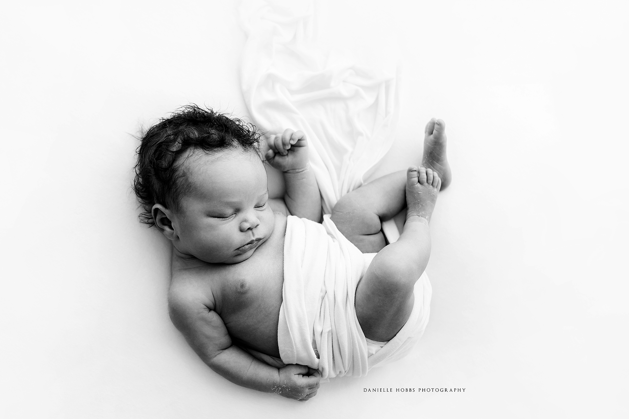 Best Newborn Photographer in Washington DC Virginia Newborn Baby Photo Session