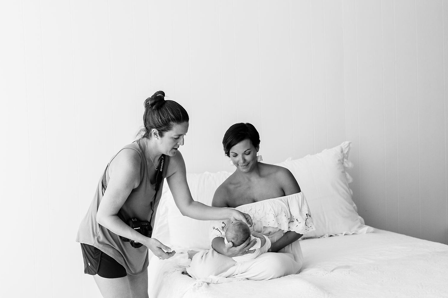 behind the scenes with newborn photographer danielle hobbs behind the scenes with newborn photographer danielle hobbs